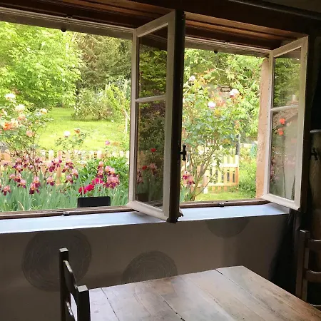 Presbytere De Cassagnes Дом отдыха Cassagnes (Lot)