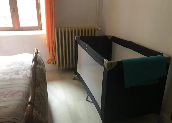 Presbytere De Cassagnes Nyaraló *