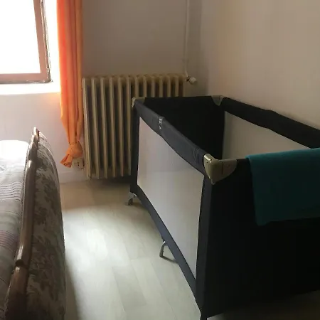 Presbytère De Cassagnes Hébergement de vacances *