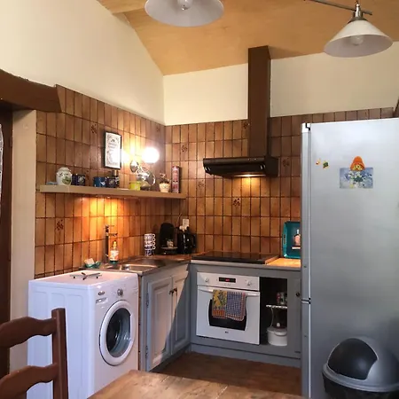 Presbytère De Cassagnes Hébergement de vacances