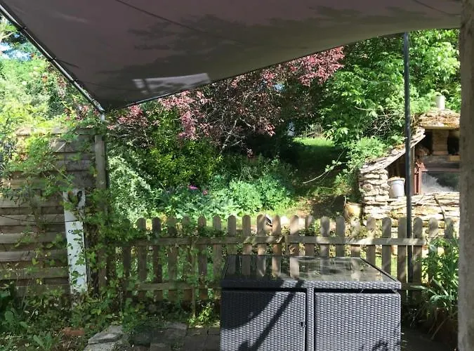 度假居 Presbytere De Cassagnes